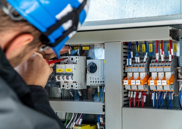 Travaux de rénovation électrique dans le Calvados